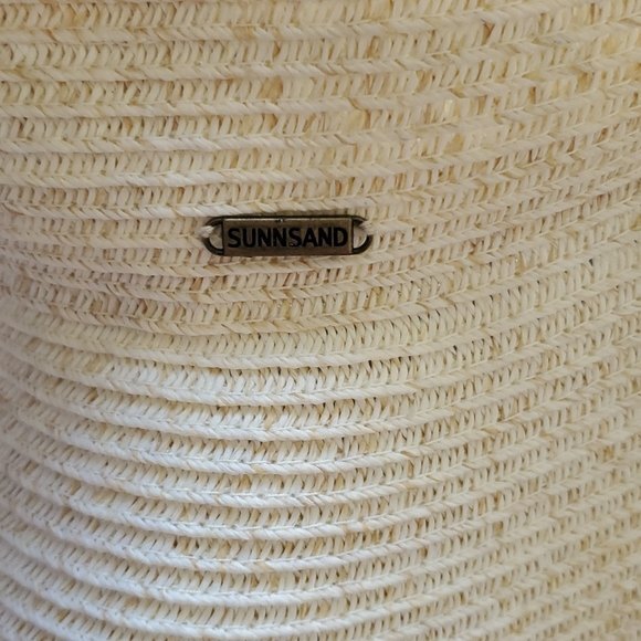 Sunnsand hat upf 50+ wide brim hat that rolls up for travel - Picture 2 of 6